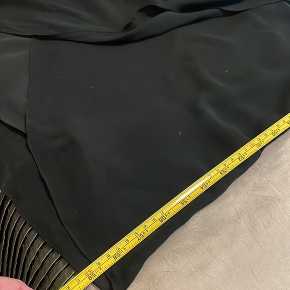 NWT Nicole Miller Black One Shoulder Chiffon Silk Dress. Size 4. - Picture 13 of 14